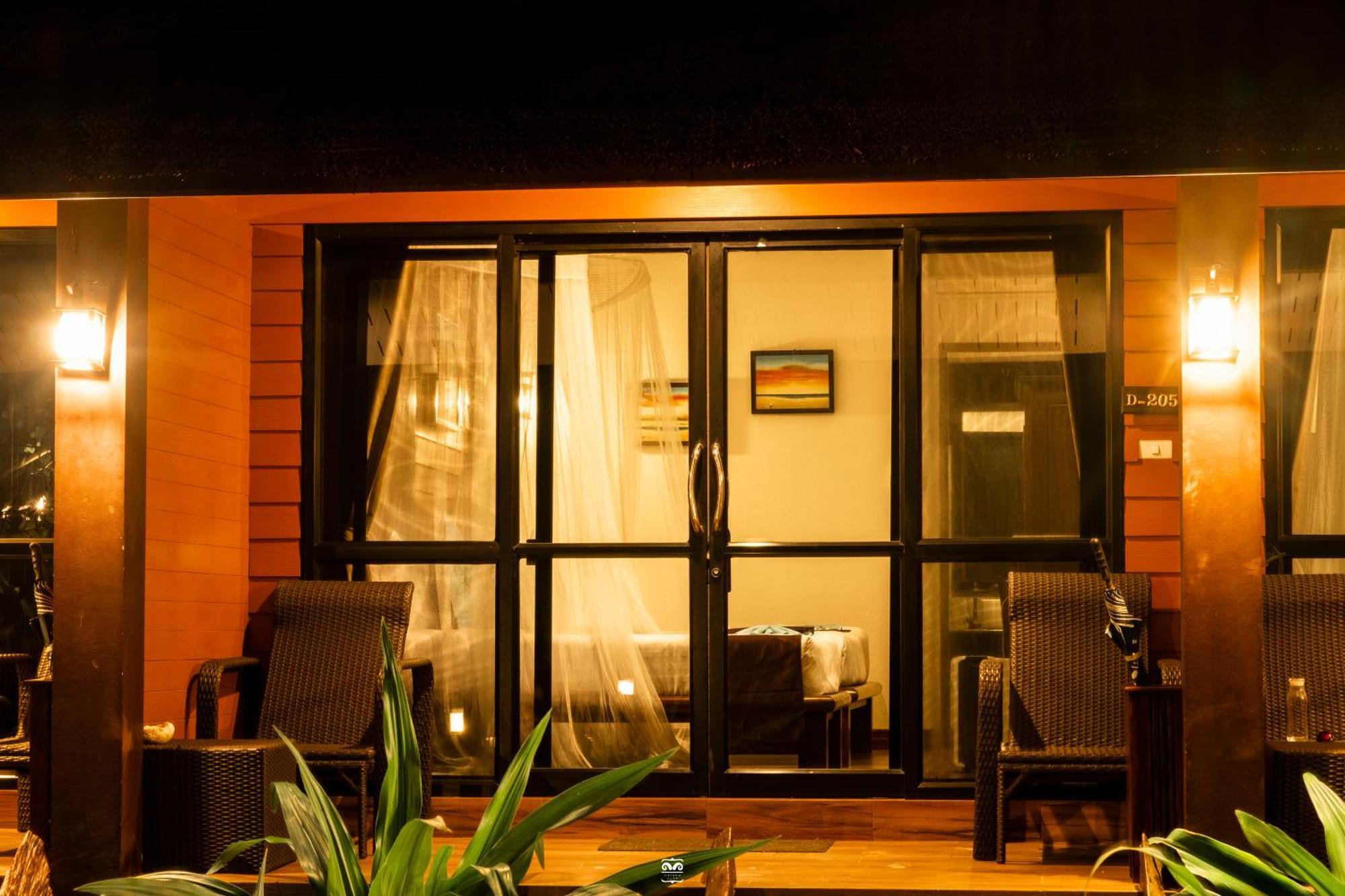 Victoria Cliff Nyaung Oo Phee Island Отель 5*