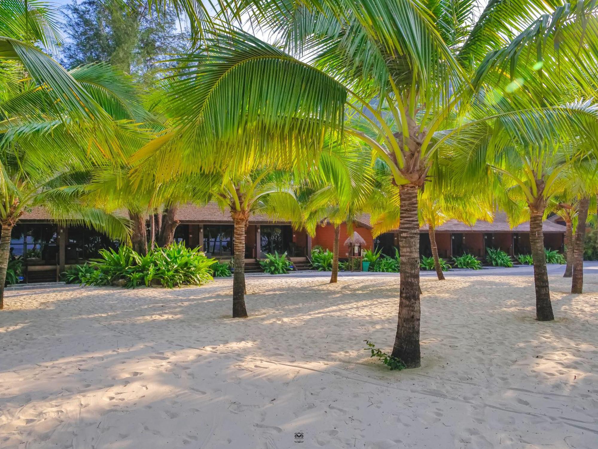 Victoria Cliff Nyaung Oo Phee Island Отель 5*
