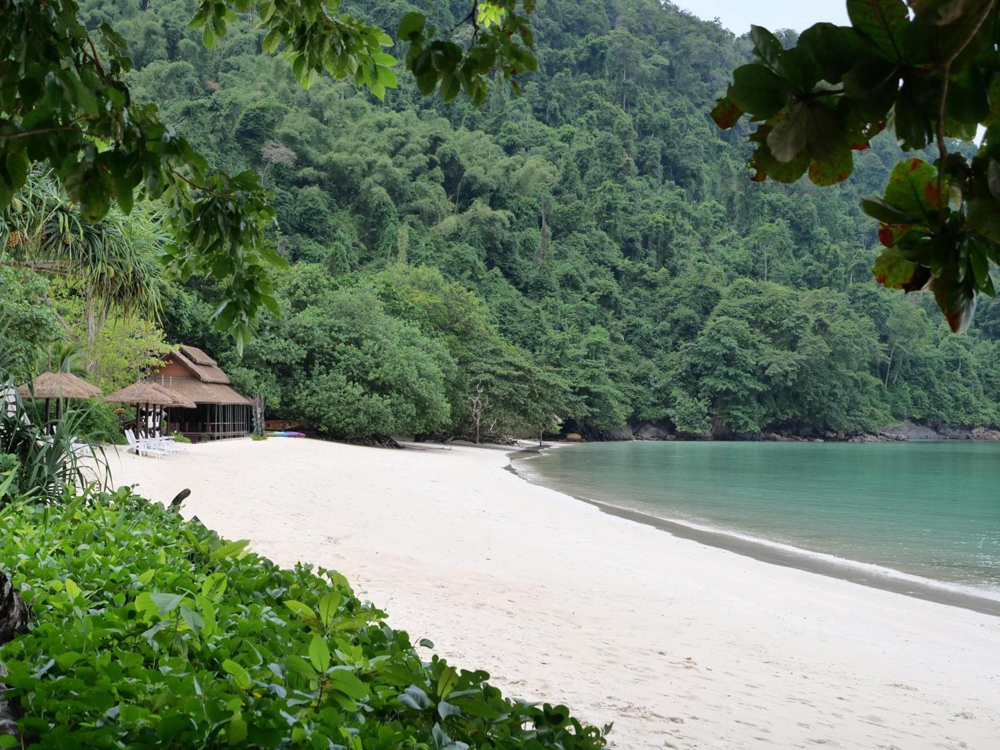 Отель Victoria Cliff Nyaung Oo Phee Island Nga Khin Nyo Gyee