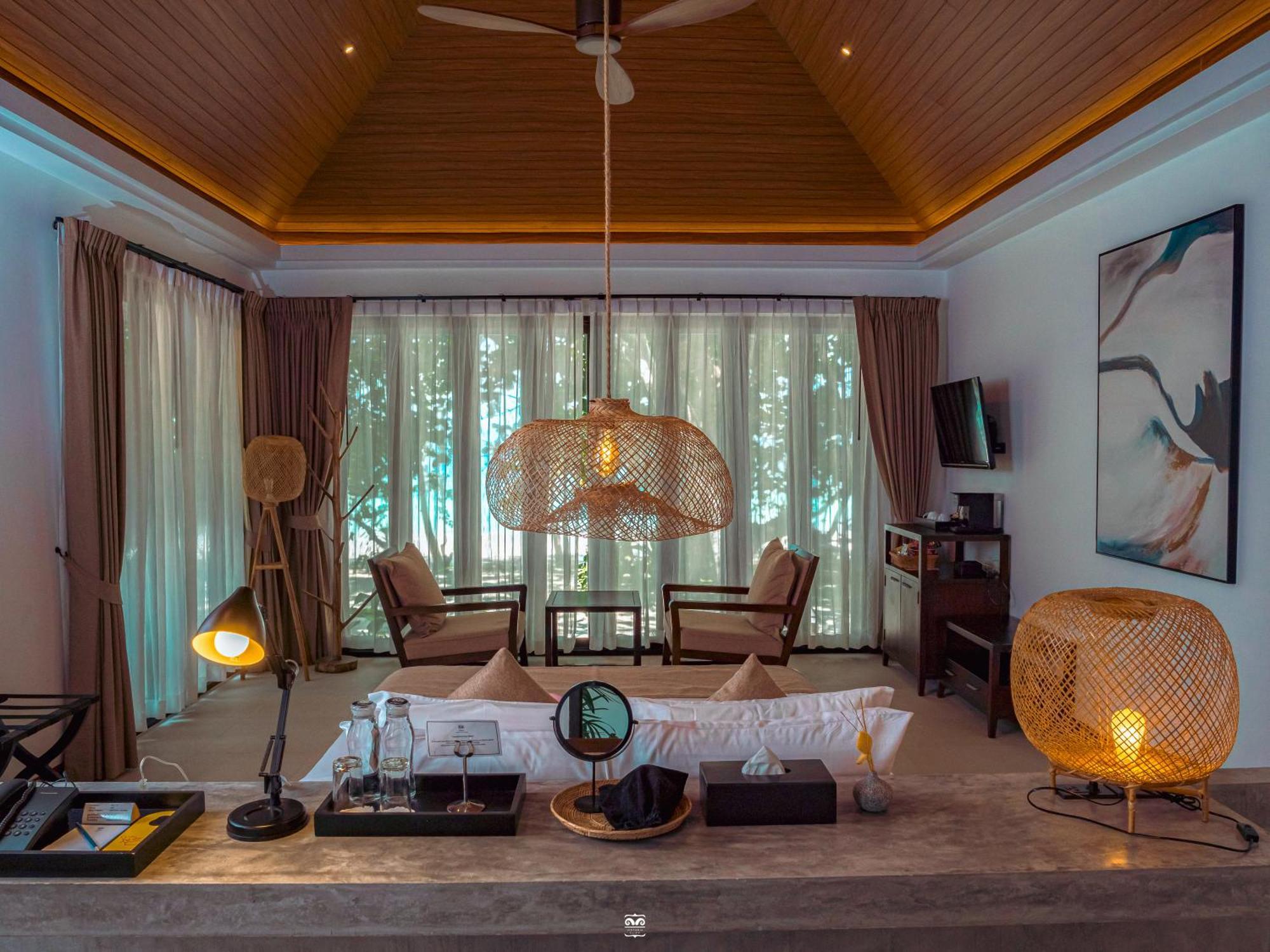 Victoria Cliff Nyaung Oo Phee Island Отель Nga Khin Nyo Gyee
